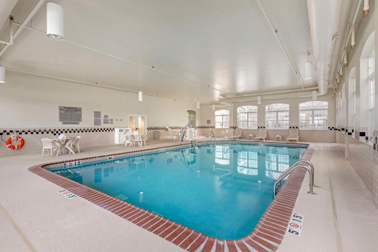 Country Inn & Suites By Radisson, Elk Grove Village-Itasca Kültér fotó