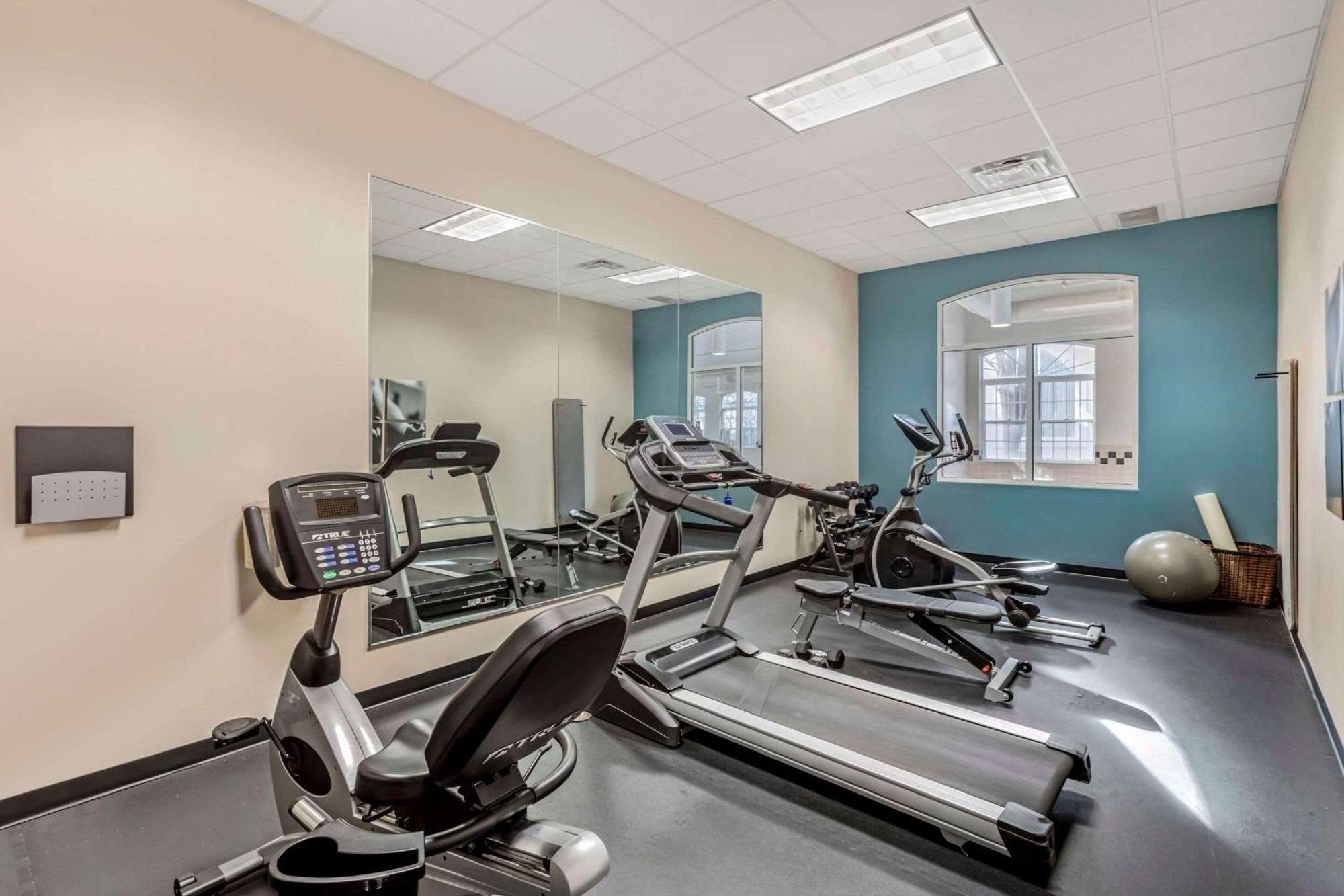 Country Inn & Suites By Radisson, Elk Grove Village-Itasca Kültér fotó